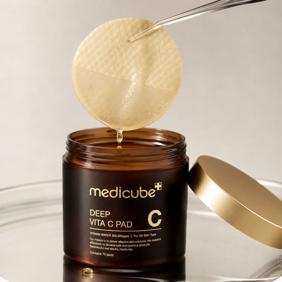 Discos Medicube Deep Vita C aplicado sobre el rostro
