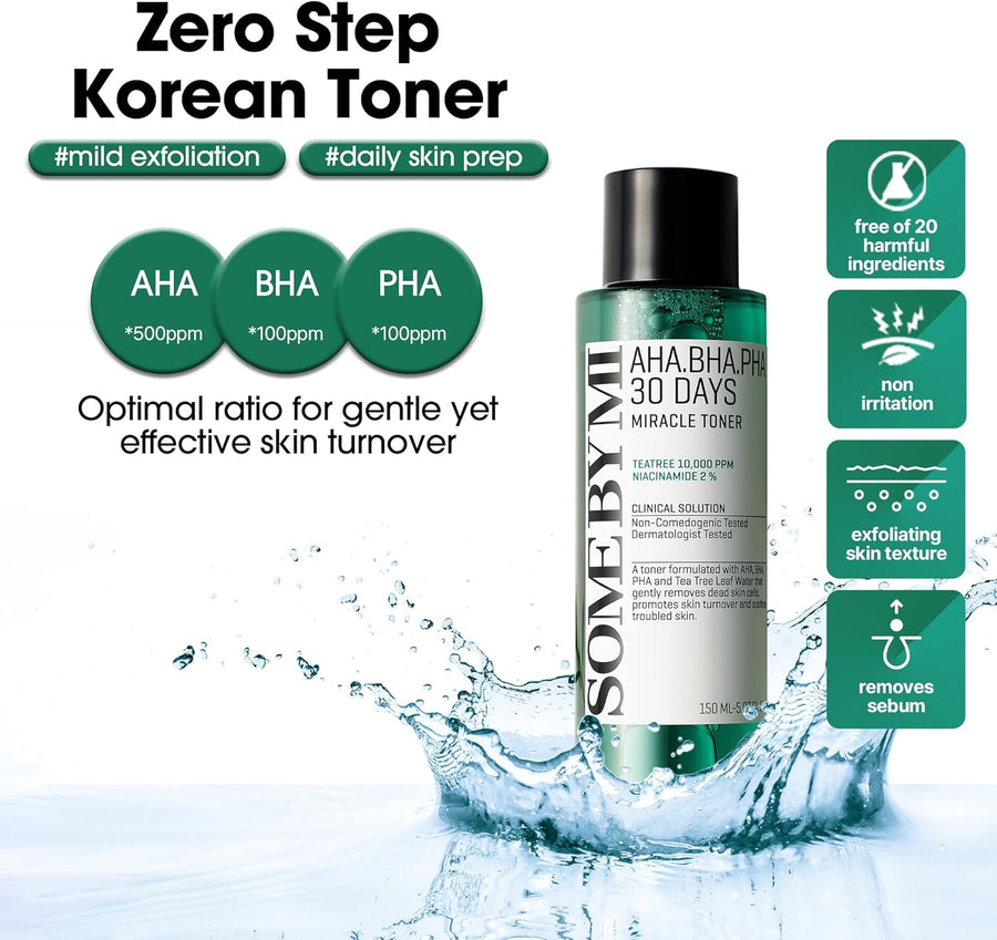 Tónico Exfoliante AHA BHA PHA Some By Mi textura líquida del producto.