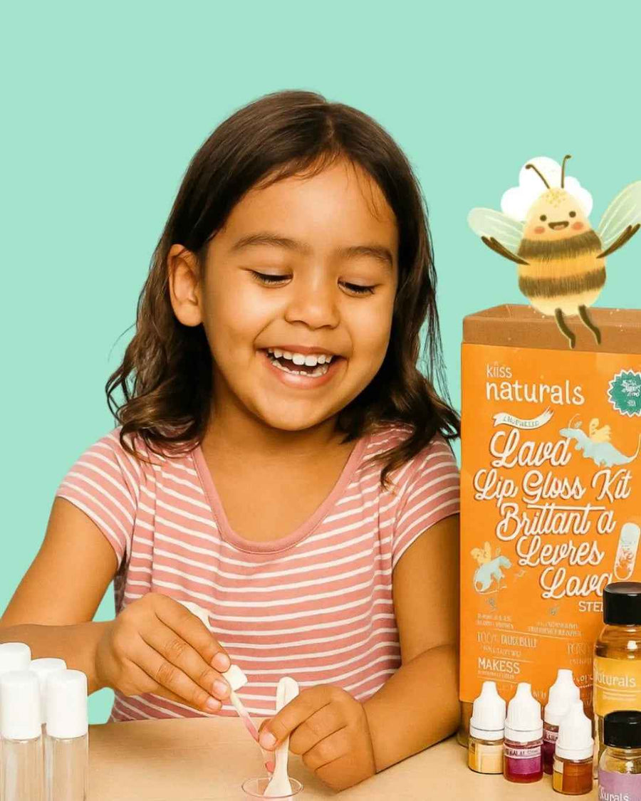 Kit DIY de Brillo Labial Kiss Naturals seis envases roll-on vacíos.