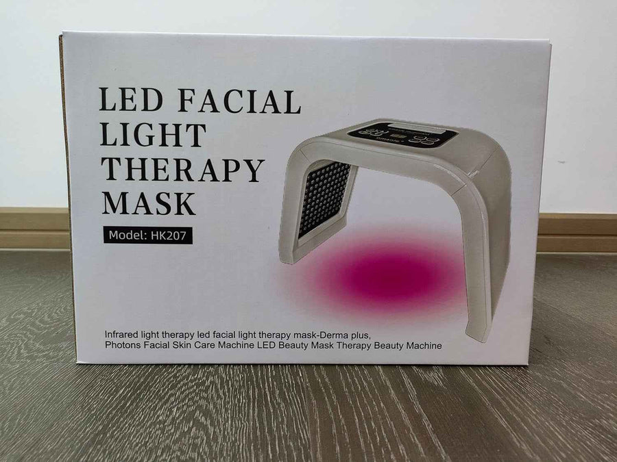 Mascarilla facial LED de 7 colores presentación completa del producto y accesorios.