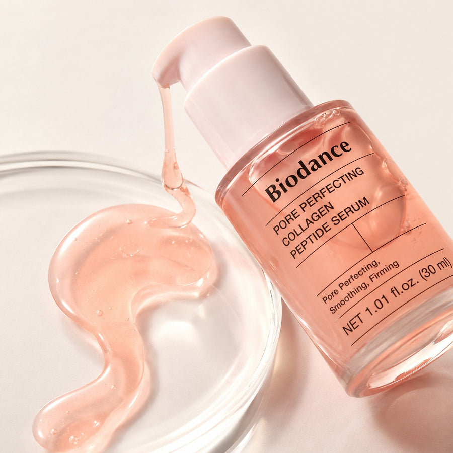 Kit Colágeno Biodance: sérum Pore Perfecting Collagen Peptide Serum junto a su textura