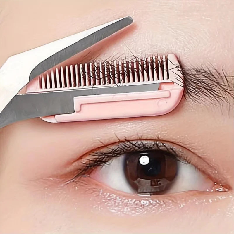 Tijeras para Cejas con Peine vista frontal